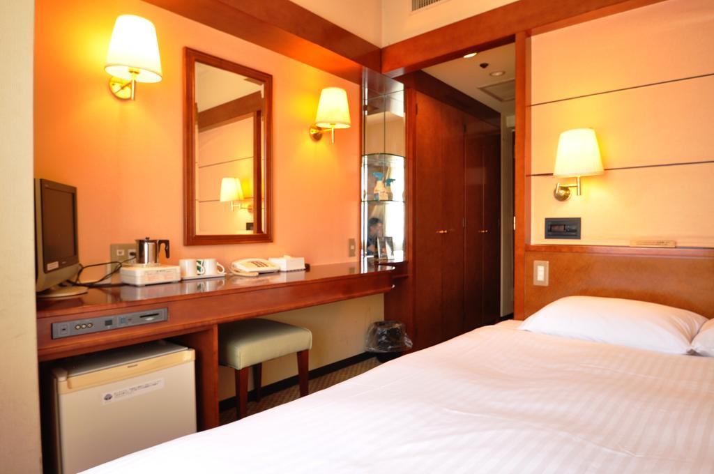 Toko City Hotel Umeda Osaka Phòng bức ảnh